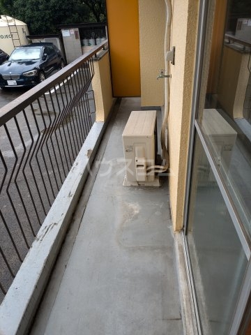 16/27 バルコニー