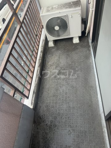 19/26 バルコニー