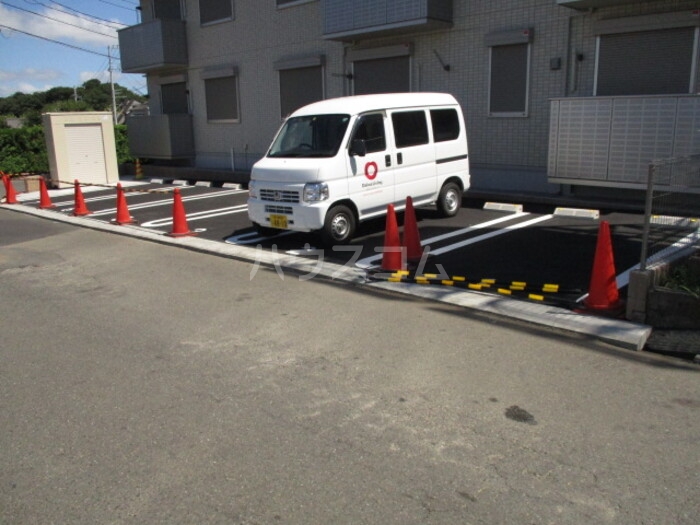 17/27 駐車場