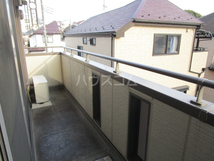 13/18 バルコニー