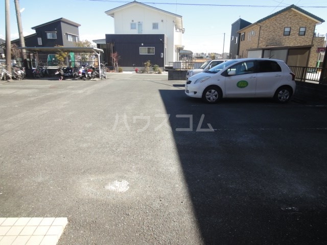 14/20 駐車場