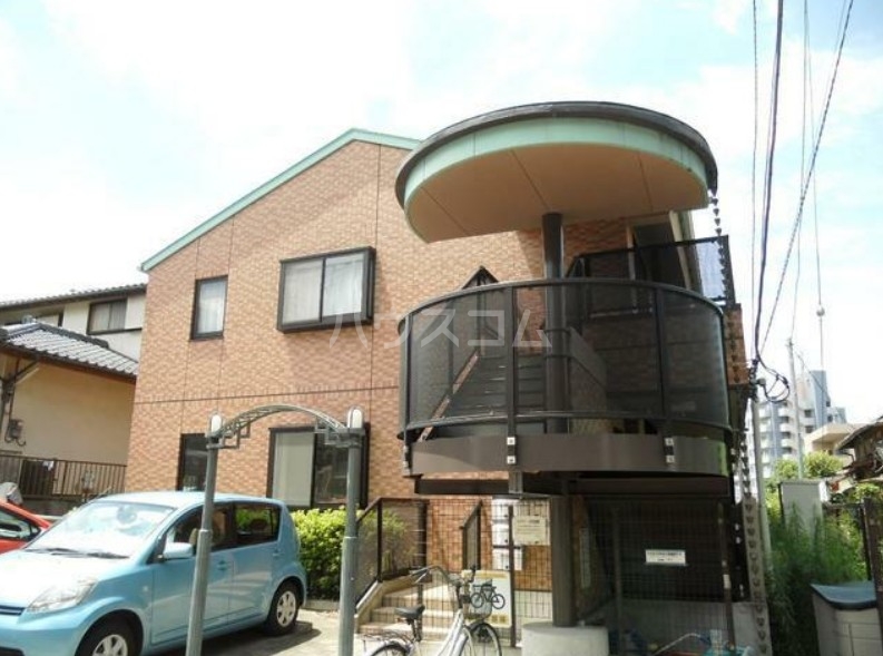 16/17 エントランス