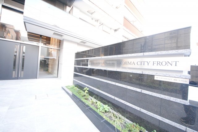 14/24 エントランス