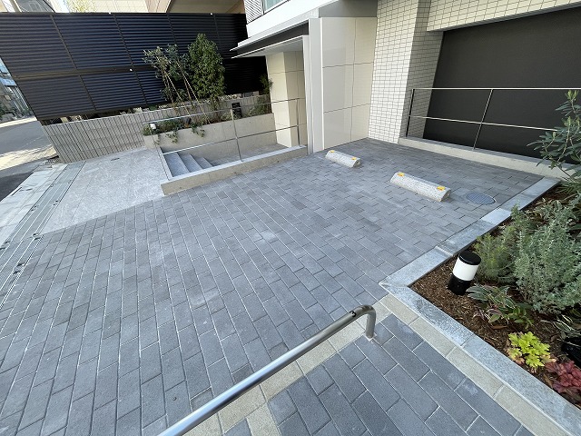 3/7 駐車場