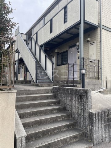 3/4 エントランス