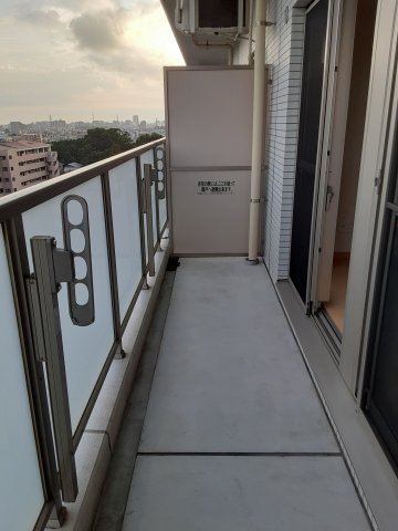 19/30 バルコニー