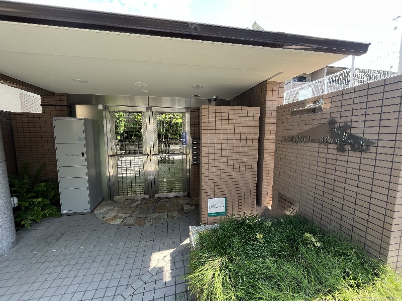 17/24 エントランス