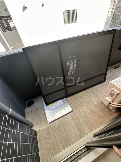 16/28 バルコニー