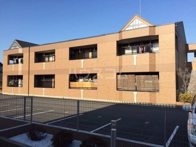 24/26 駐車場