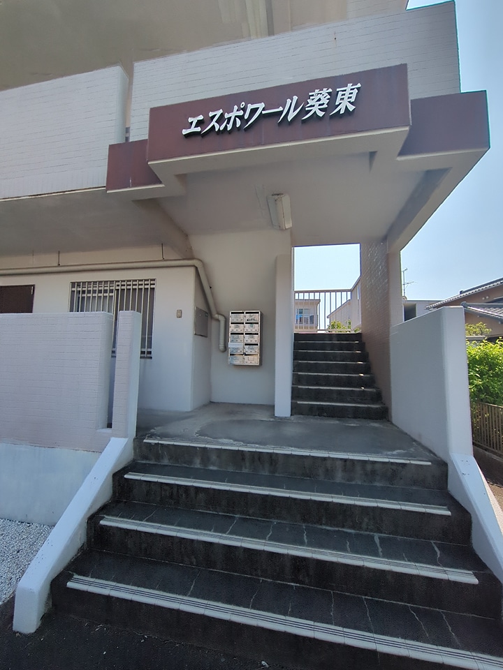 21/26 エントランス