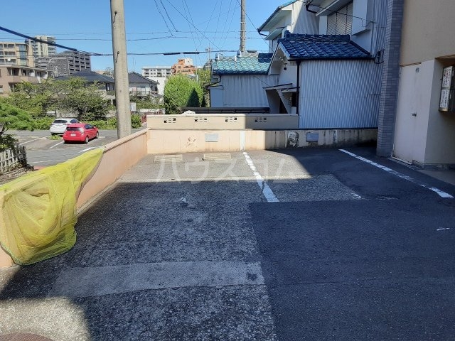 8/17 駐車場
