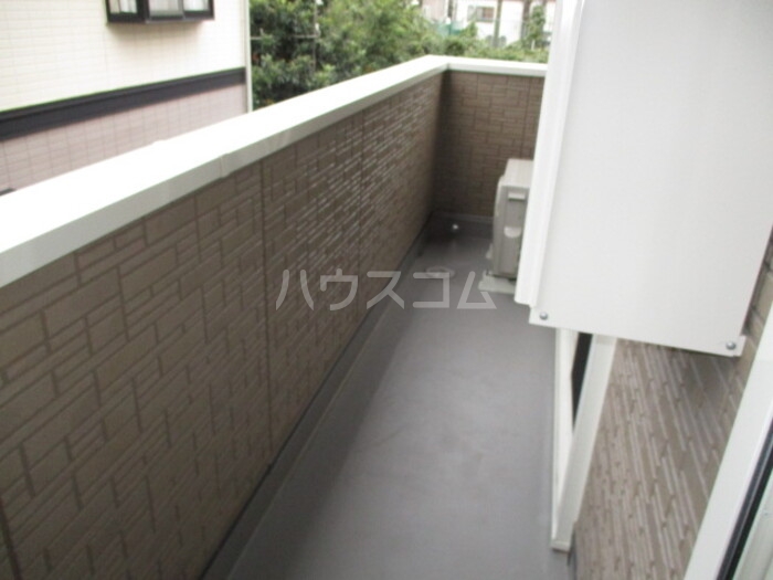 13/19 バルコニー