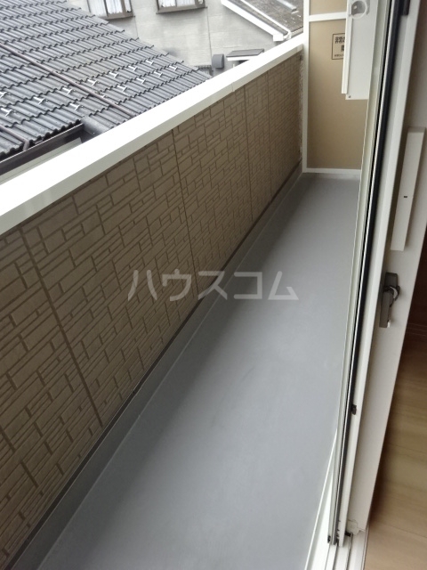 18/23 バルコニー