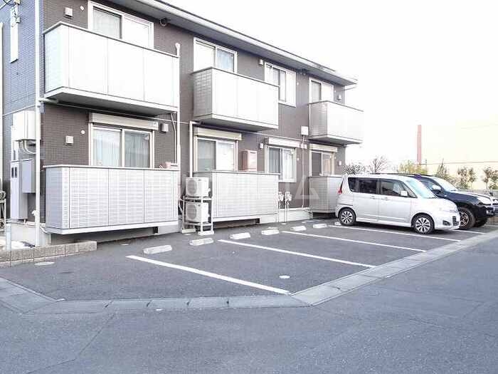 15/20 駐車場