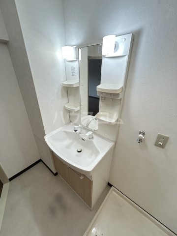 18/30 洗面