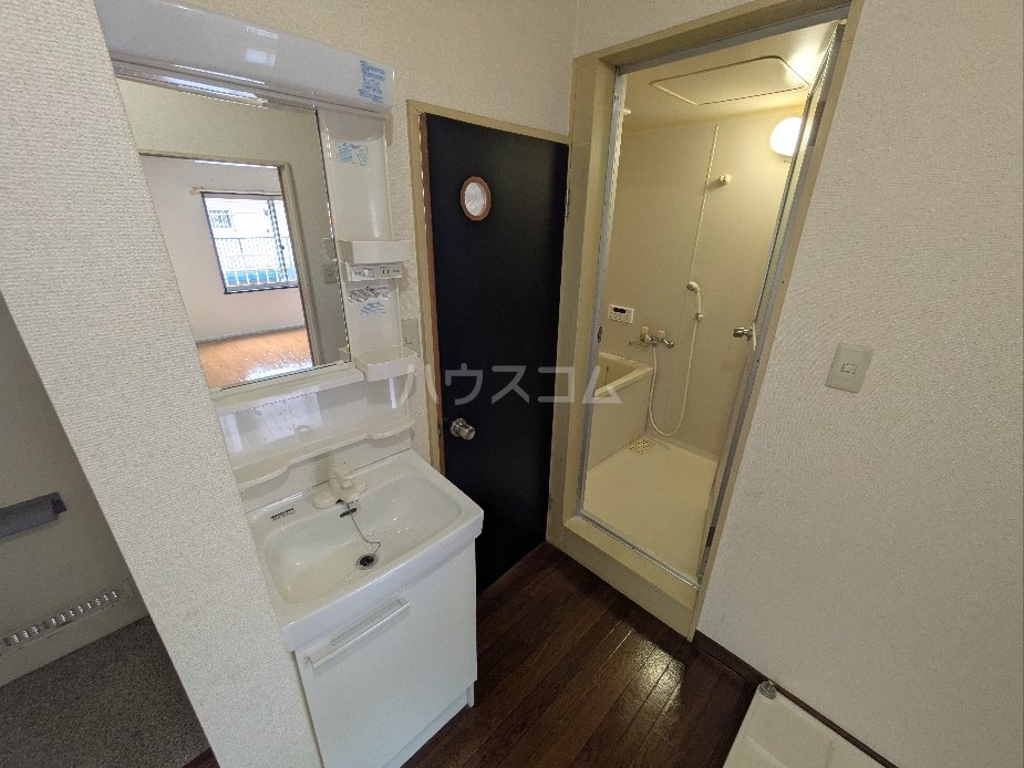 13/30 洗面