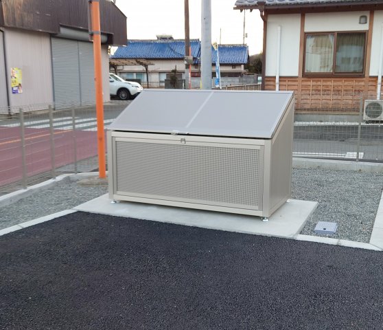2/6 駐車場