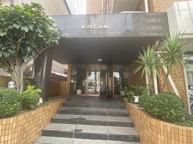 20/29 エントランス