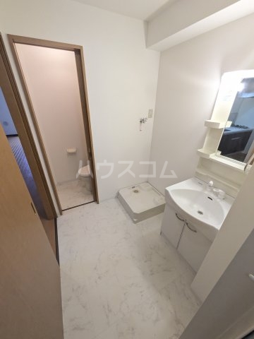 17/30 洗面