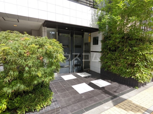 15/24 エントランス