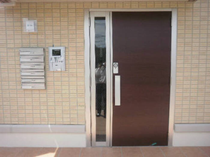 15/17 エントランス