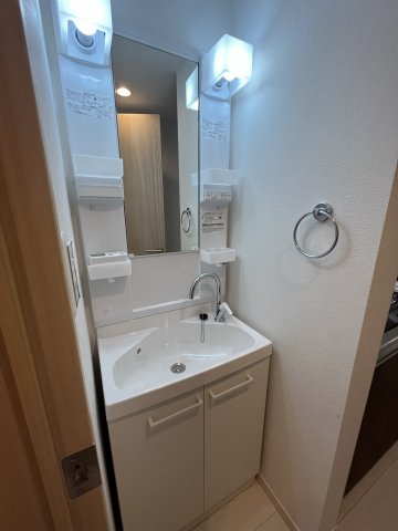 15/30 洗面
