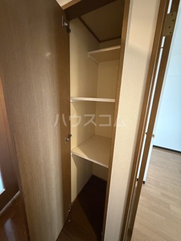 13/29 収納