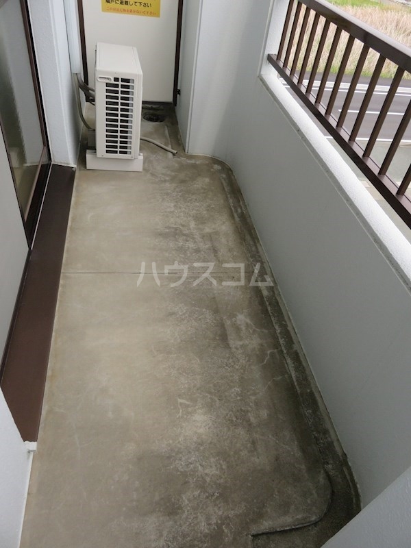 13/27 バルコニー