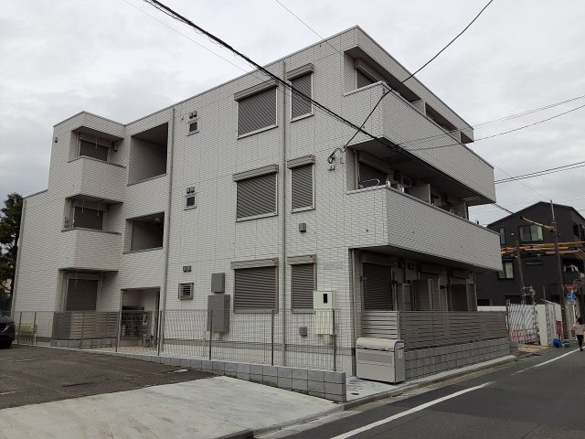 2/8 外観