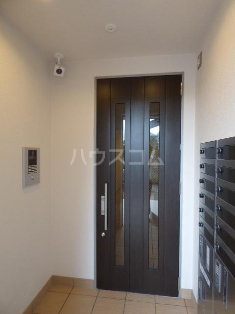 3/4 エントランス