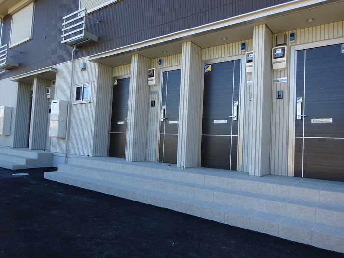 18/21 エントランス