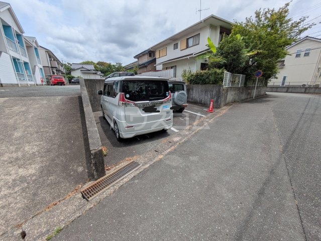 4/10 駐車場