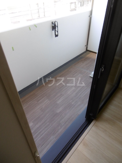 21/30 バルコニー