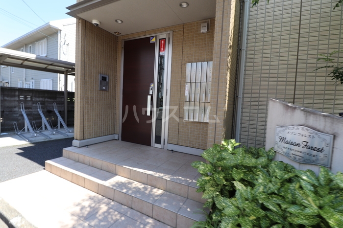 17/27 エントランス