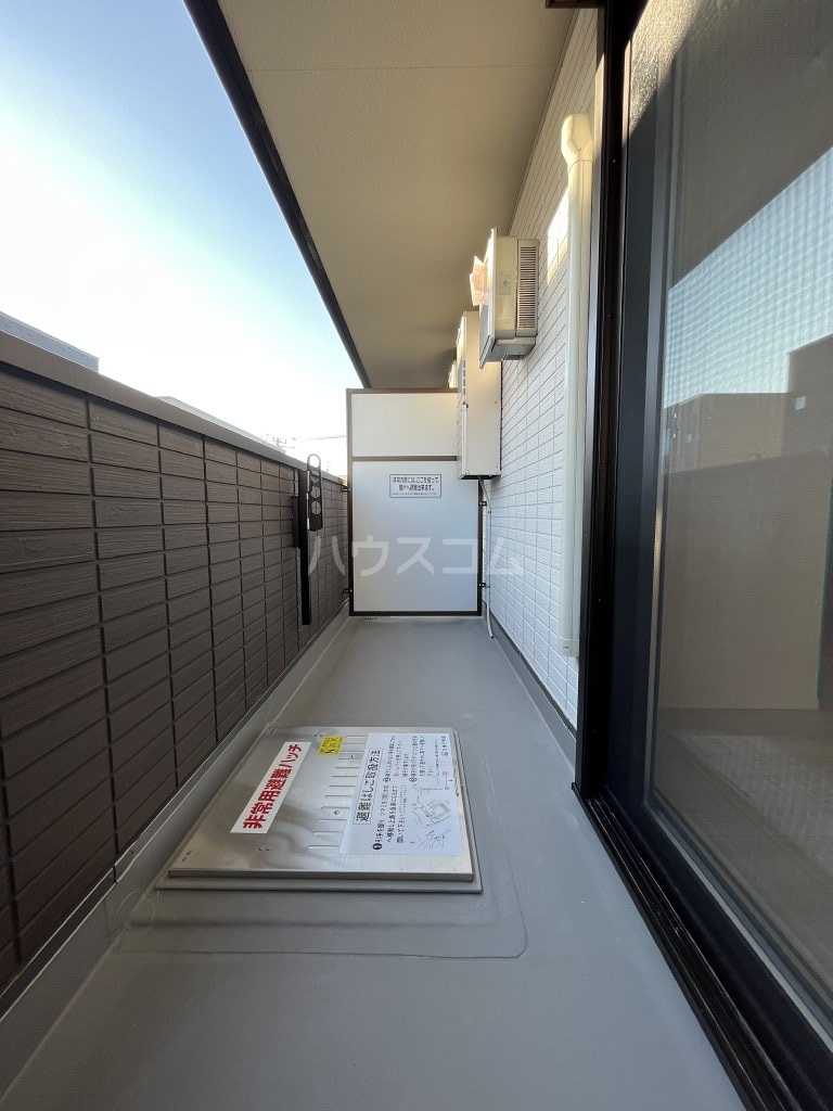 20/30 バルコニー