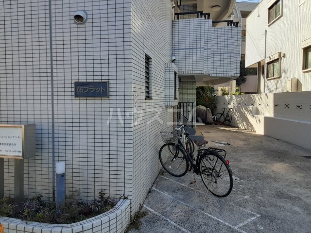 3/7 エントランス