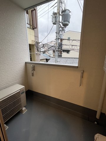 23/30 バルコニー