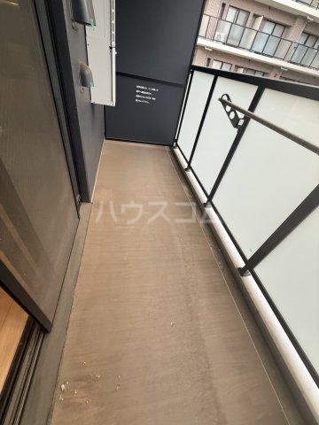 21/30 バルコニー