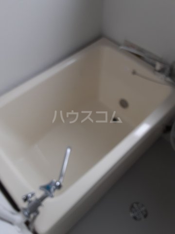 17/30 浴室