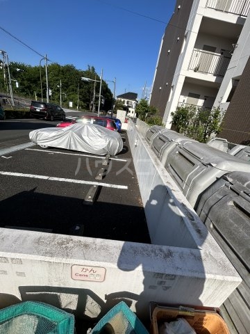 22/30 駐車場