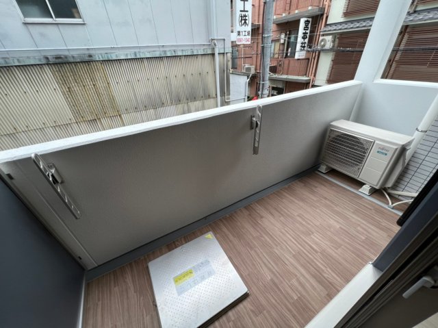 23/30 バルコニー