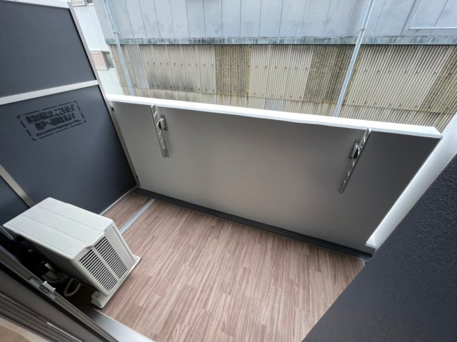 19/30 バルコニー