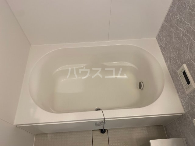 17/30 浴室