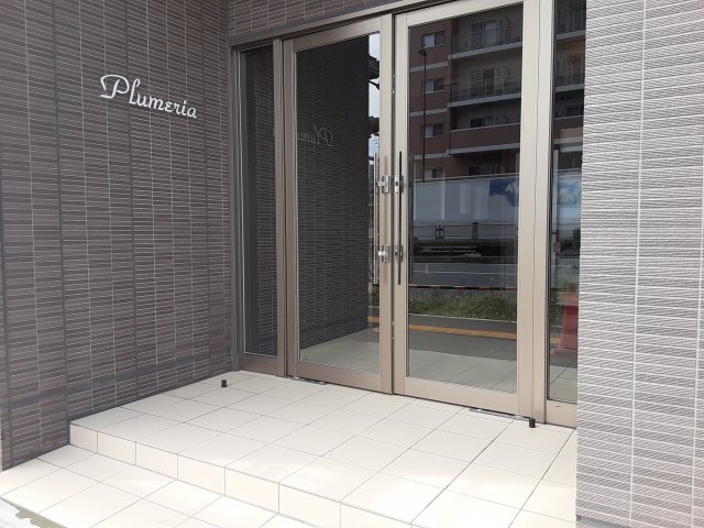 2/5 エントランス