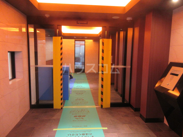 4/10 エントランス