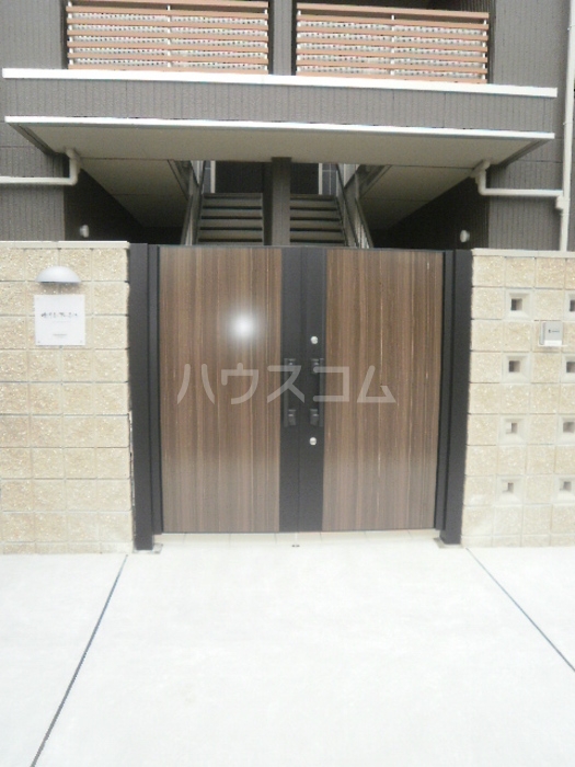 16/24 エントランス