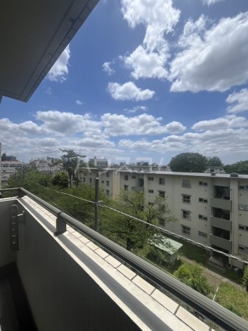 17/28 バルコニー