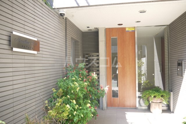 29/30 エントランス