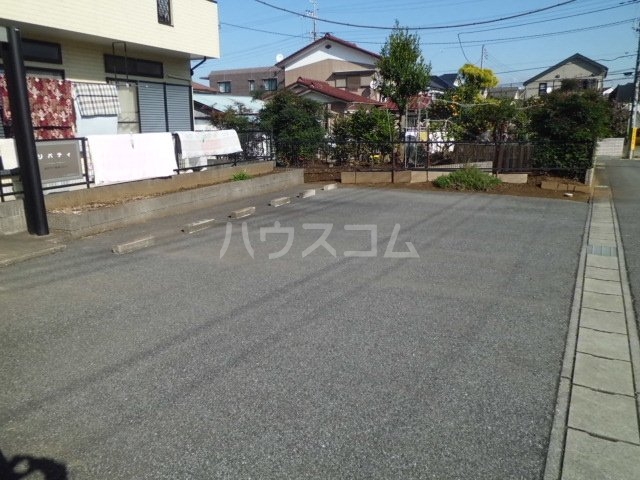 22/30 駐車場