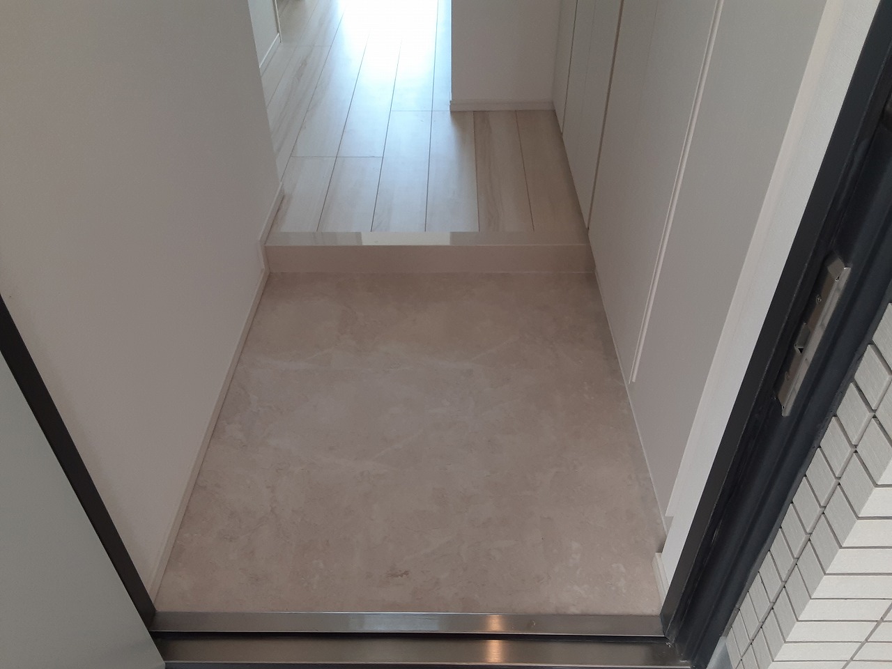 6/24 玄関